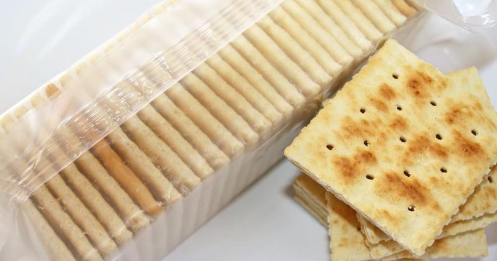 Plain Crackers-Easily-Digested-Foods