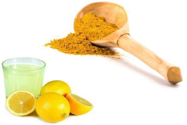 Lemon-juice-turmeric-powder