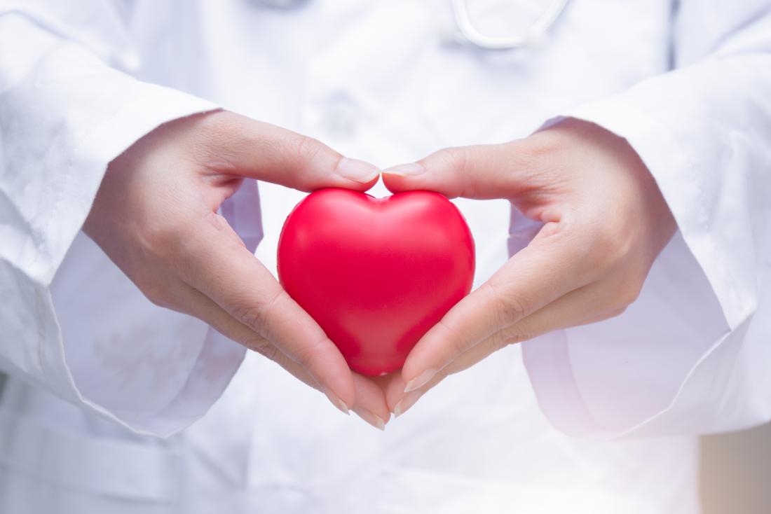 doctor-holding-heart
