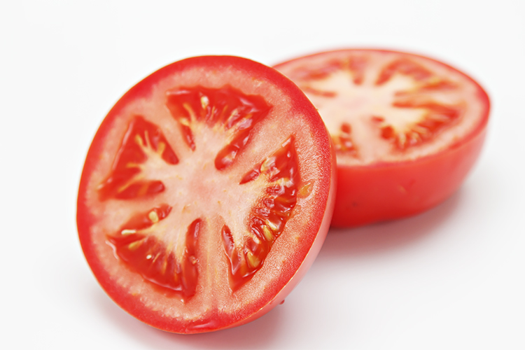 IMG_5589-Beefsteak-tomato-750