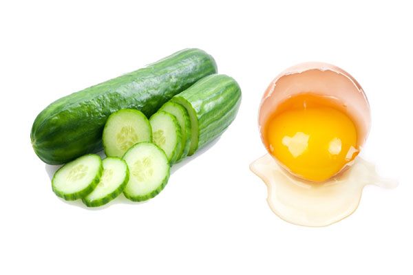 cucumber-and-egg-yolk-for-firmer-breasts