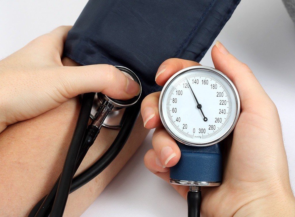 blood-pressure-test